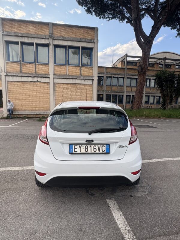 FORD FIESTA 1.4 TITANIUM BENZINA/GPL CASA MADRE - immagine 8