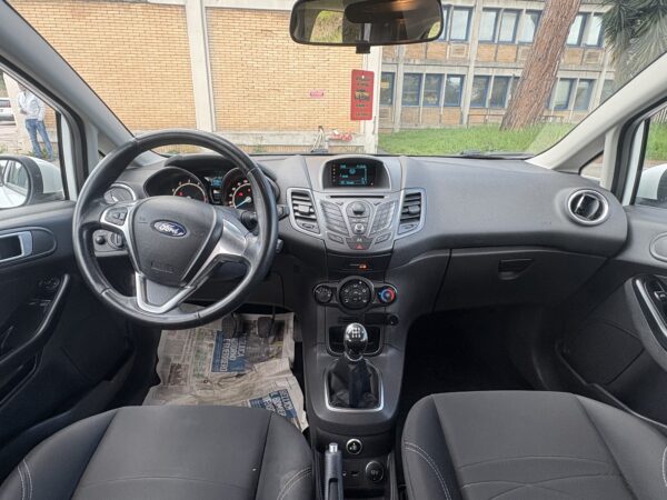 FORD FIESTA 1.4 TITANIUM BENZINA/GPL CASA MADRE - immagine 11