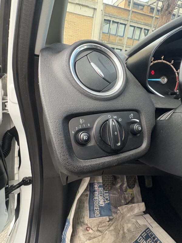 FORD FIESTA 1.4 TITANIUM BENZINA/GPL CASA MADRE - immagine 15