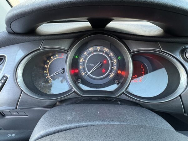 CITROEN C3 1.4 BENZINA  EXCLUSIVE - immagine 16