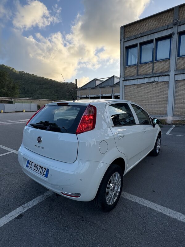 FIAT GRANDE PUNTO EVO 1.4 PORTE/5 NATURAL POWER LOUNGE - immagine 4