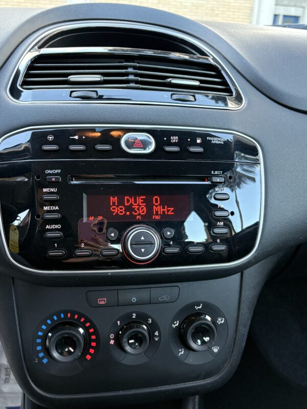 FIAT GRANDE PUNTO EVO 1.4 PORTE/5 NATURAL POWER LOUNGE - immagine 15