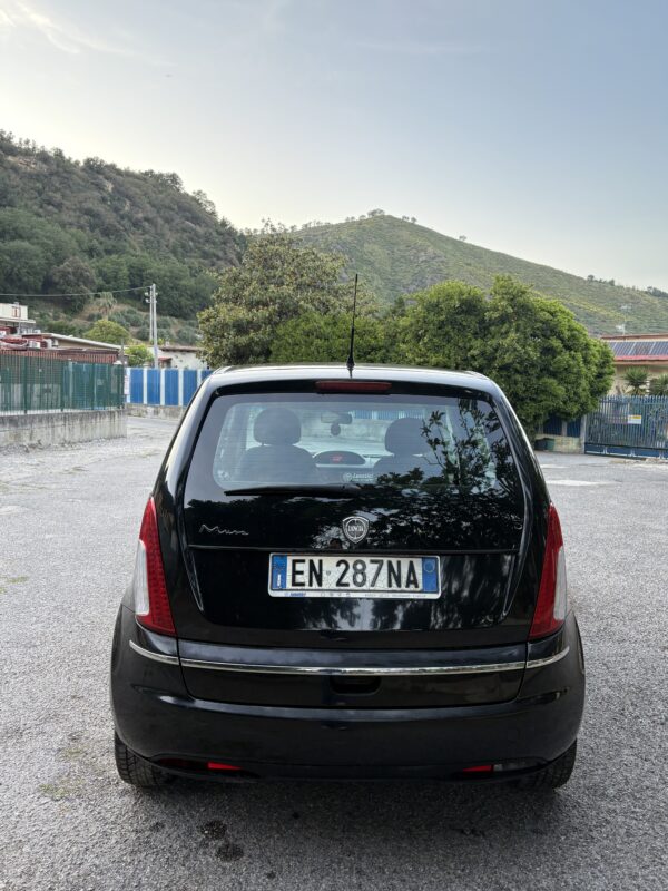 LANCIA MUSA 1.4 ECOCHIC 8V BENZINA /GPL Casa madre - immagine 8